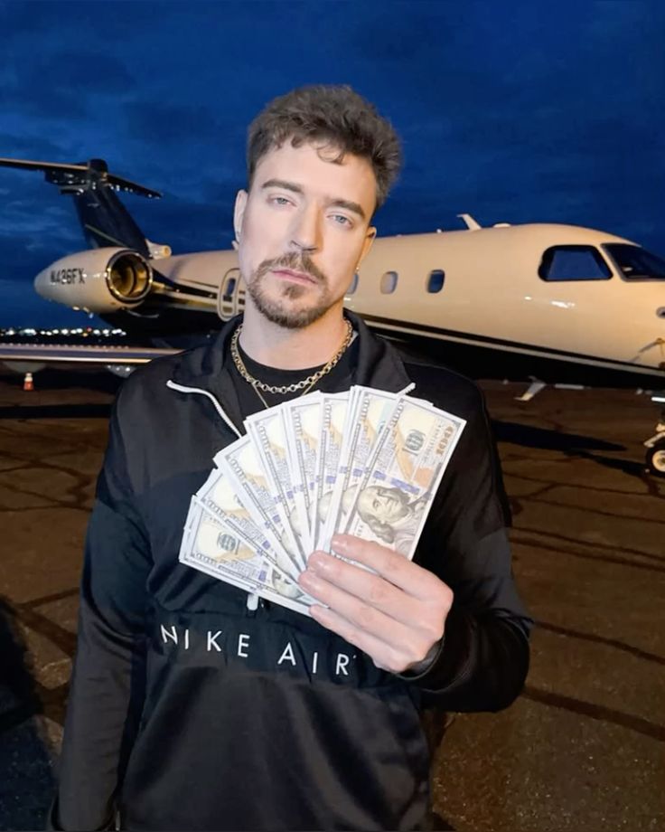 Hood Mr Beast