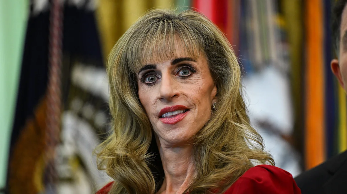 SUSAN DELL